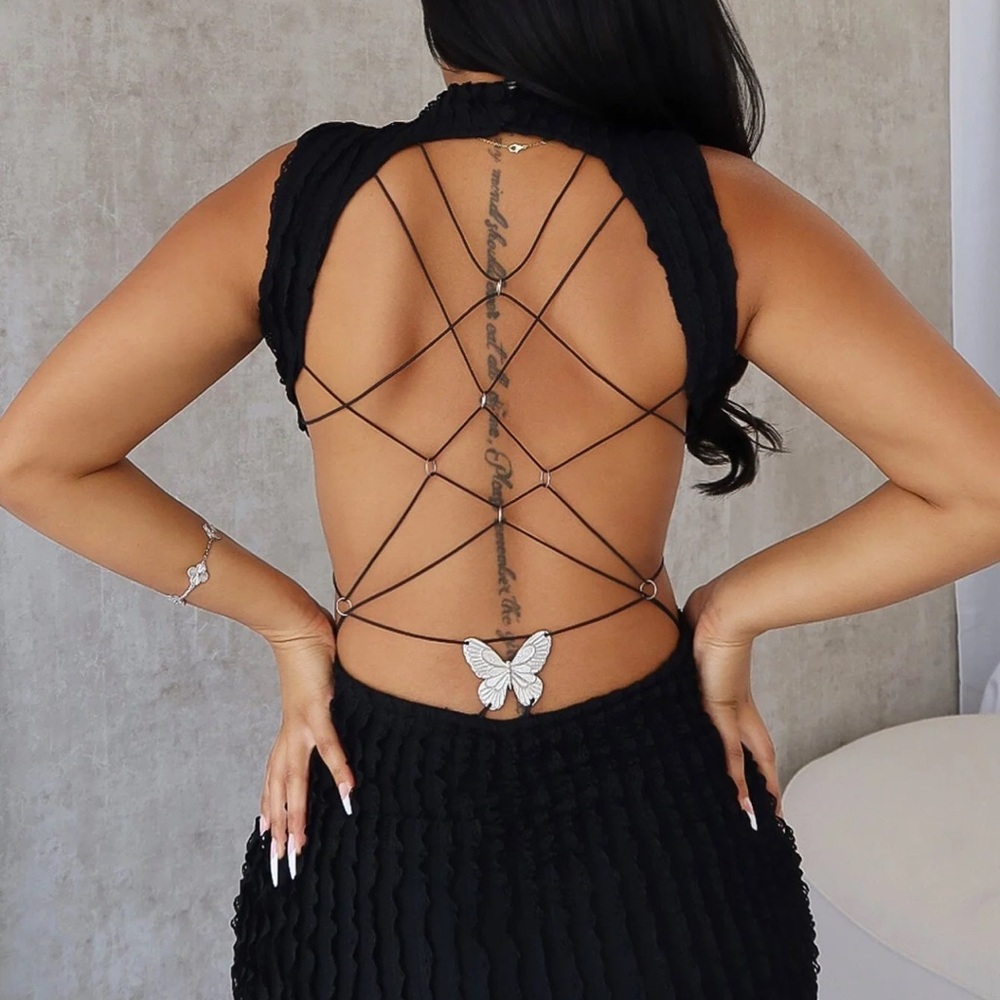 Edge Black Crisscross Backless Dress